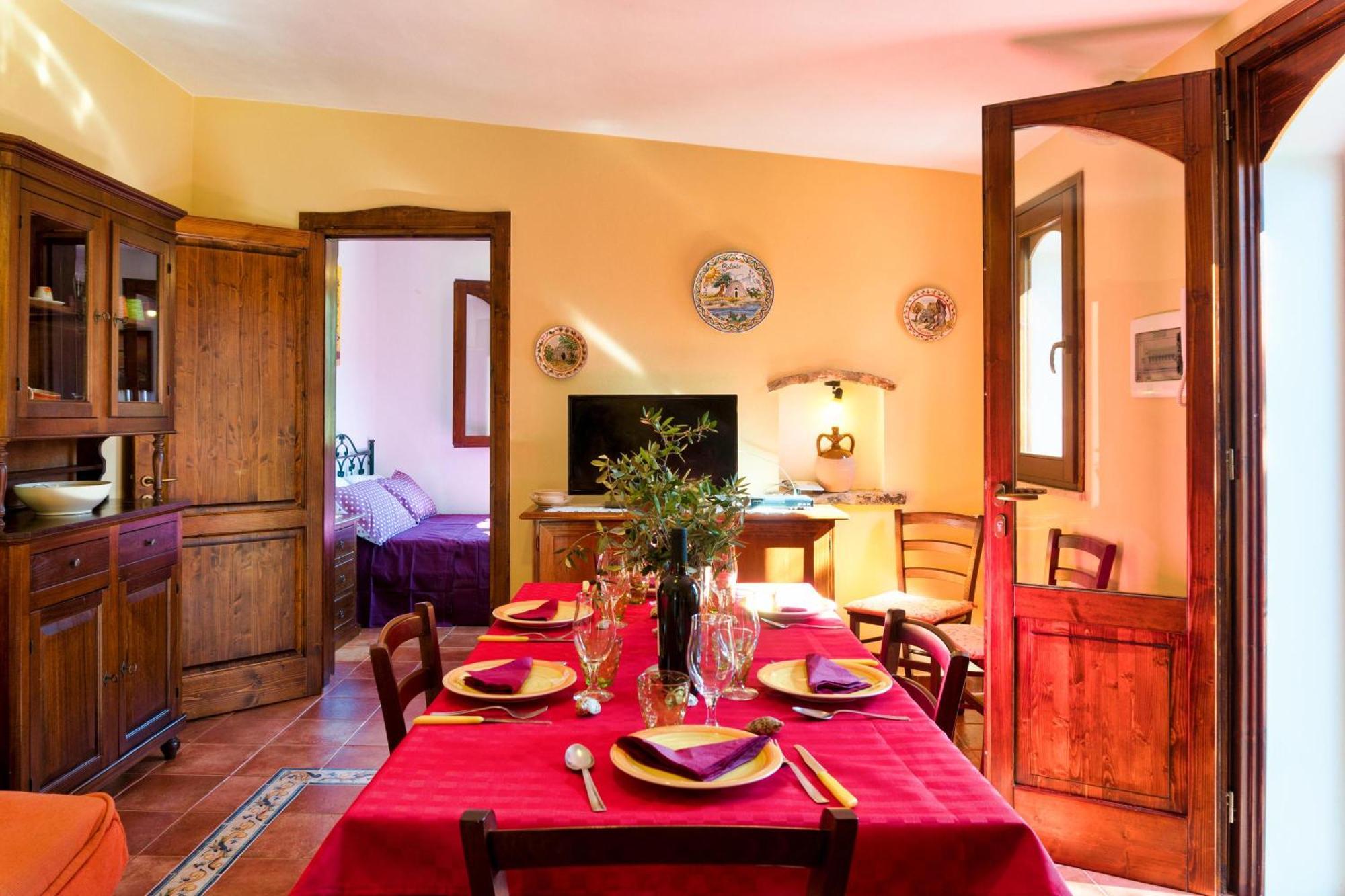 Serena Maria Villa